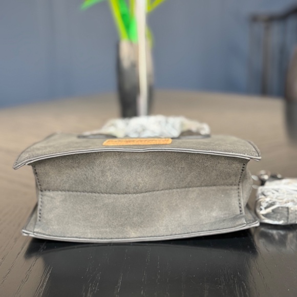 Montana West Aztec Tapestry Mini Tote/Crossbody with Matching Wallet Black NWT - Picture 7 of 9